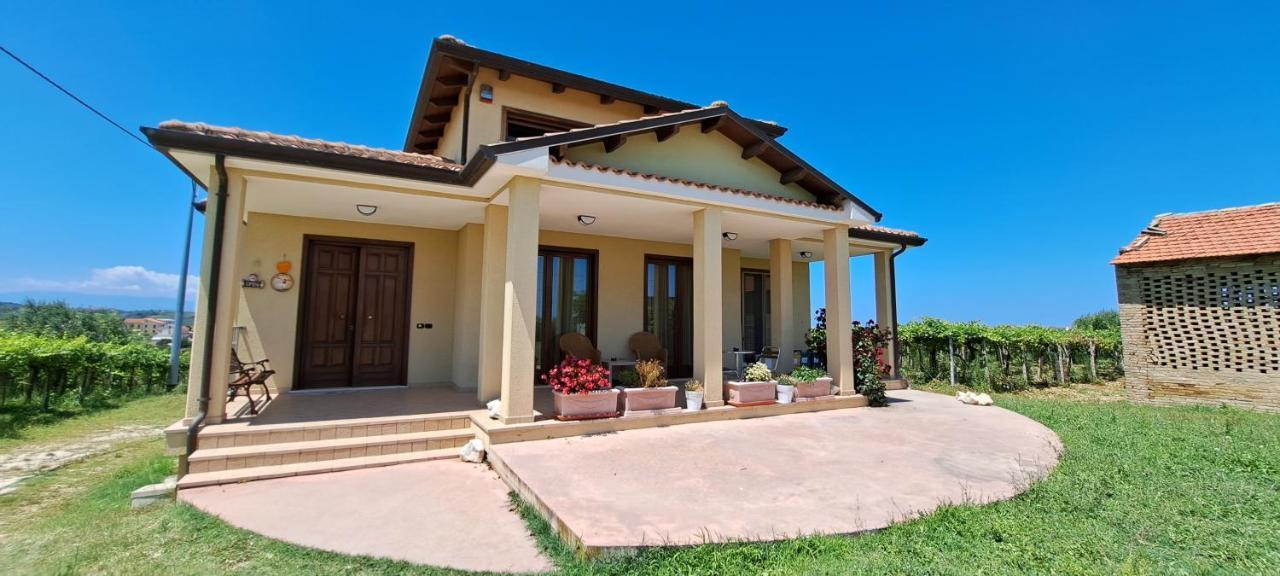 B & B Le Tre Rose Tollo Zewnętrze zdjęcie