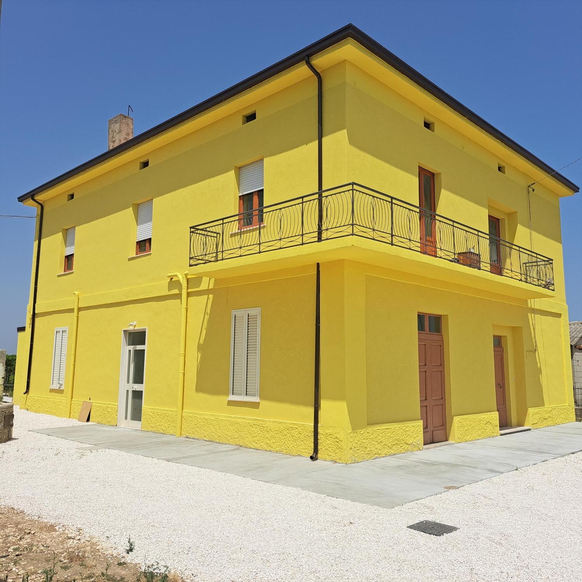 B & B Le Tre Rose Tollo Zewnętrze zdjęcie