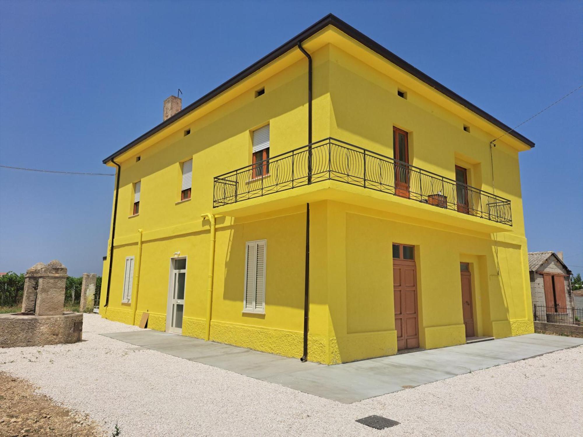B & B Le Tre Rose Tollo Zewnętrze zdjęcie