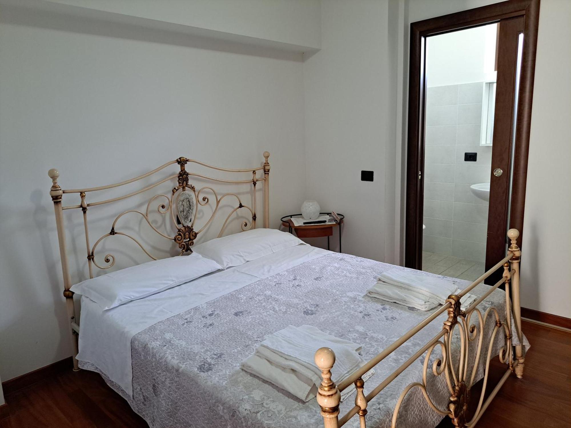 B & B Le Tre Rose Tollo Zewnętrze zdjęcie