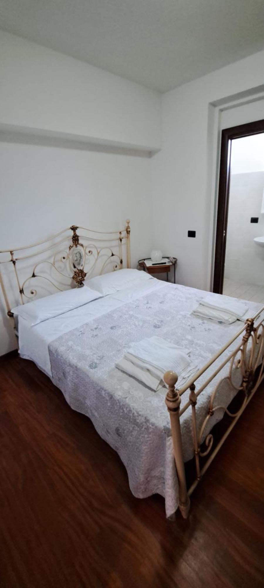 B & B Le Tre Rose Tollo Zewnętrze zdjęcie